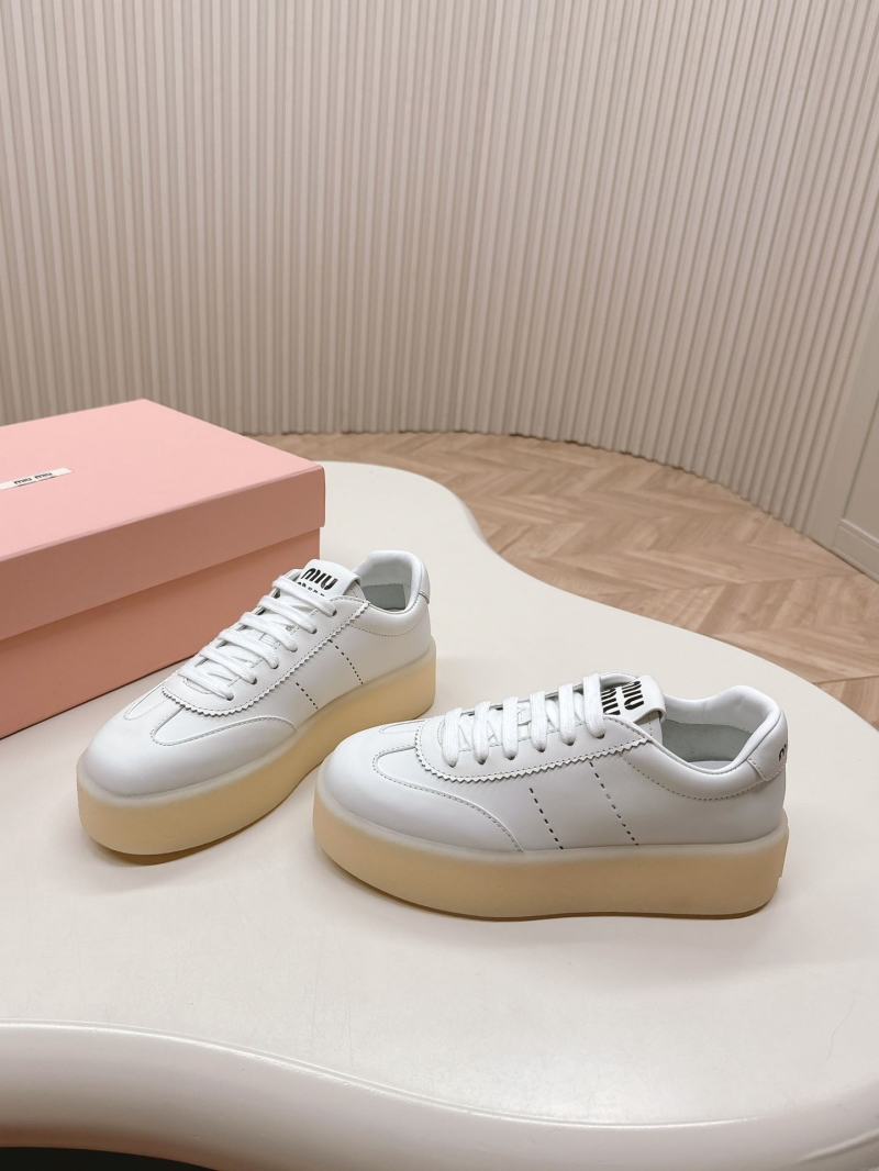 Miu Miu Casual Shoes